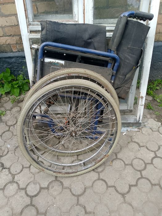 Інвалідна коляска б.у.