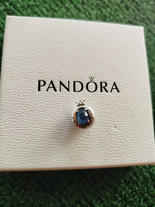 Charms pandora okazały srebro 925