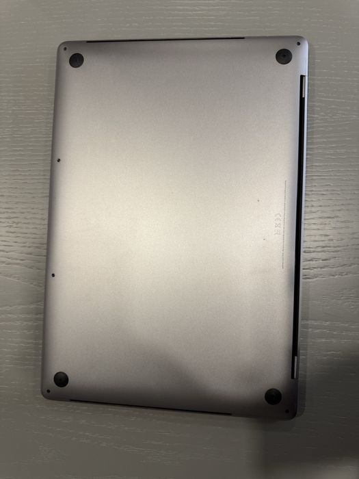 MacBook Pro 16", i9 9th Gen. 32GB RAM, AMD RADEON PRO 5500M