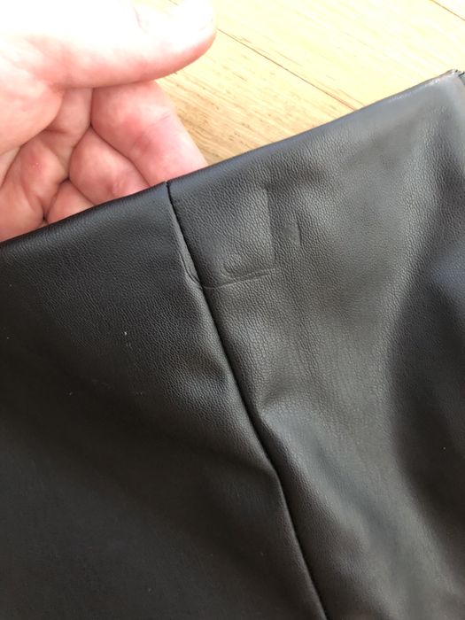 Спідниця зі штучноі шкіри