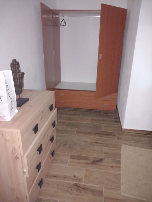 Arrenda_se casa T2