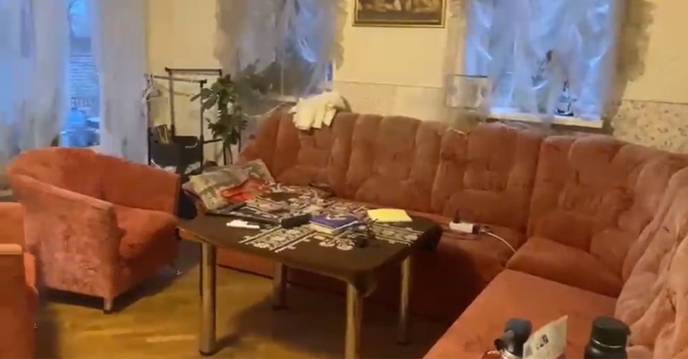 Для 4-х  осіб здається дві кімнати в  будинку  240 м з хазяіном (військовим) та двома собаками Суми