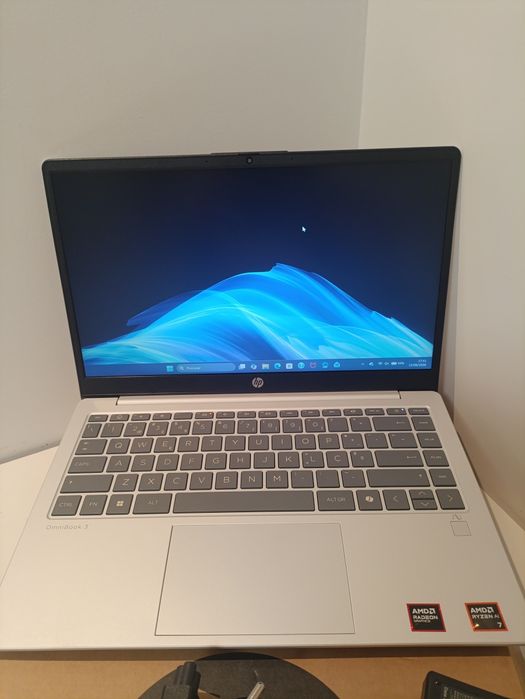 Venda Urgente - HP OmniBook 3 Novo