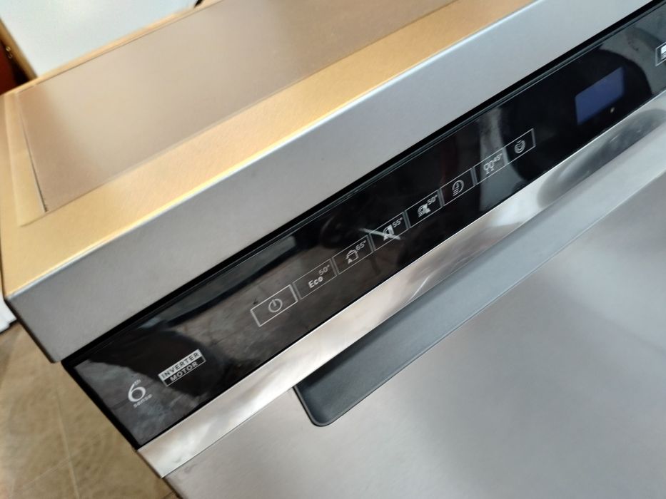 Wolnostojąca zmywarka Whirlpool