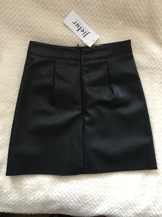 Юбка мини из эко-кожи