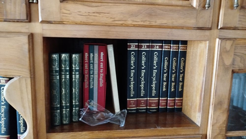 583 Livros de vários tipos