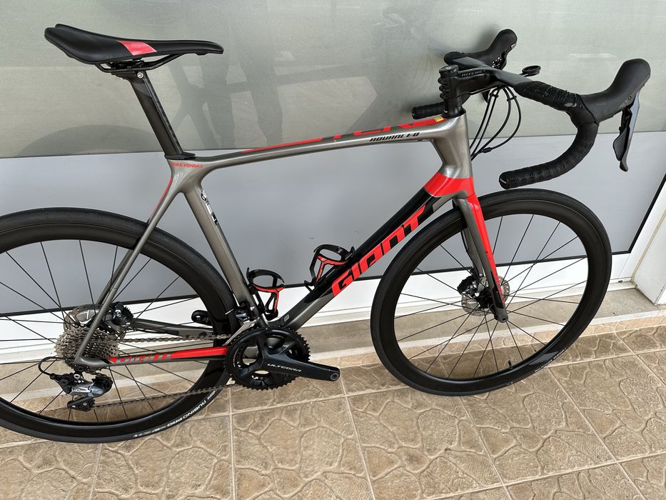 Bicicleta de estrada Giant - Rodas em carbono Disco