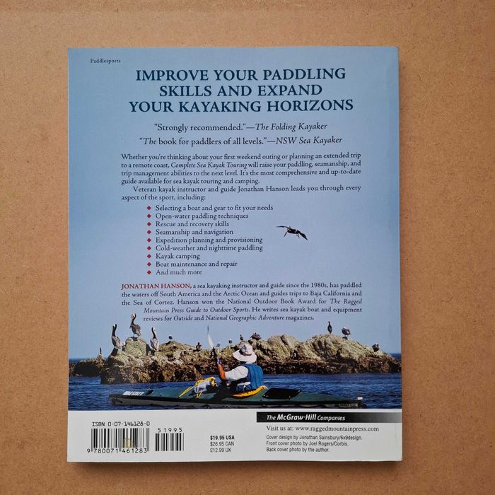 "Complete Sea Kayak Touring" de Jonathan Hanson