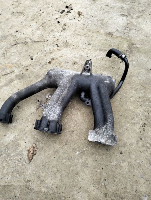 Впускний колектор ом617