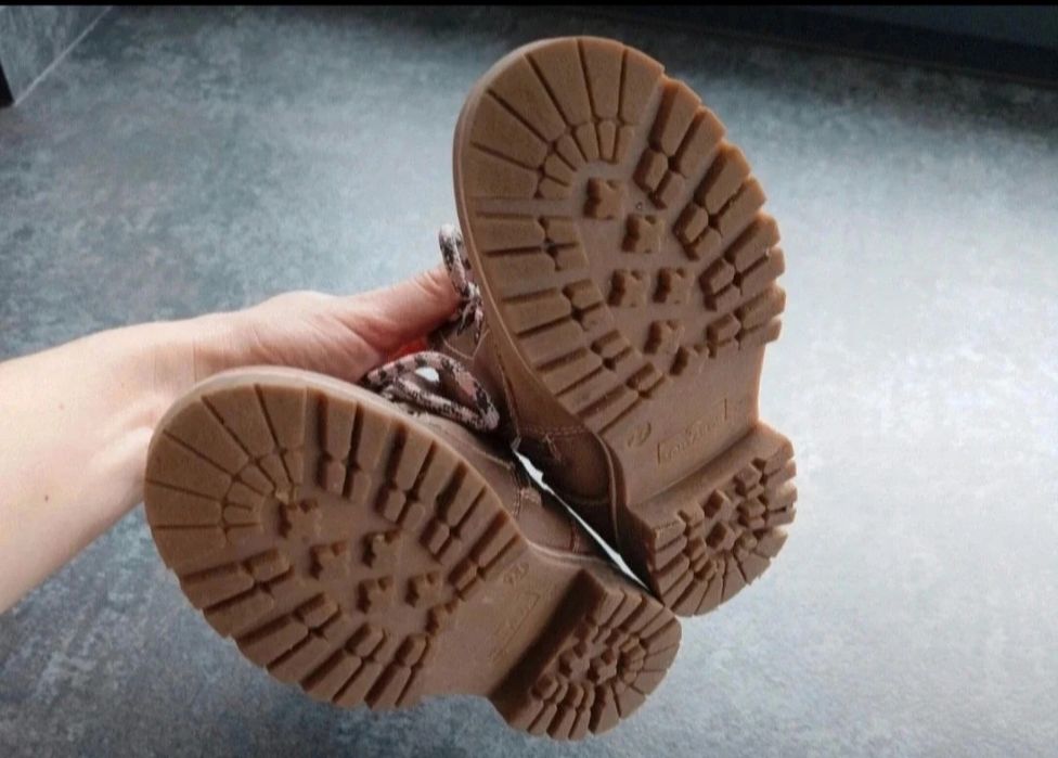 Buty zimowe ocieplane Trapery Tom Tailor 27