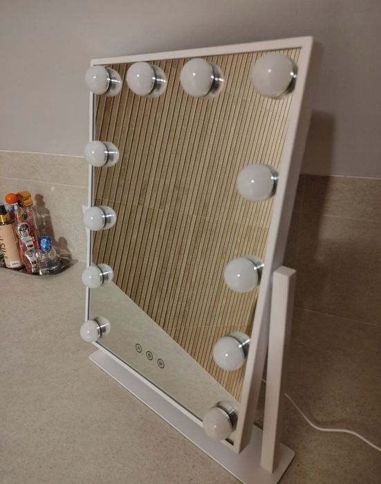 Nowe lusterko duże kosmetyczne podświetlane toaletka do makijażu