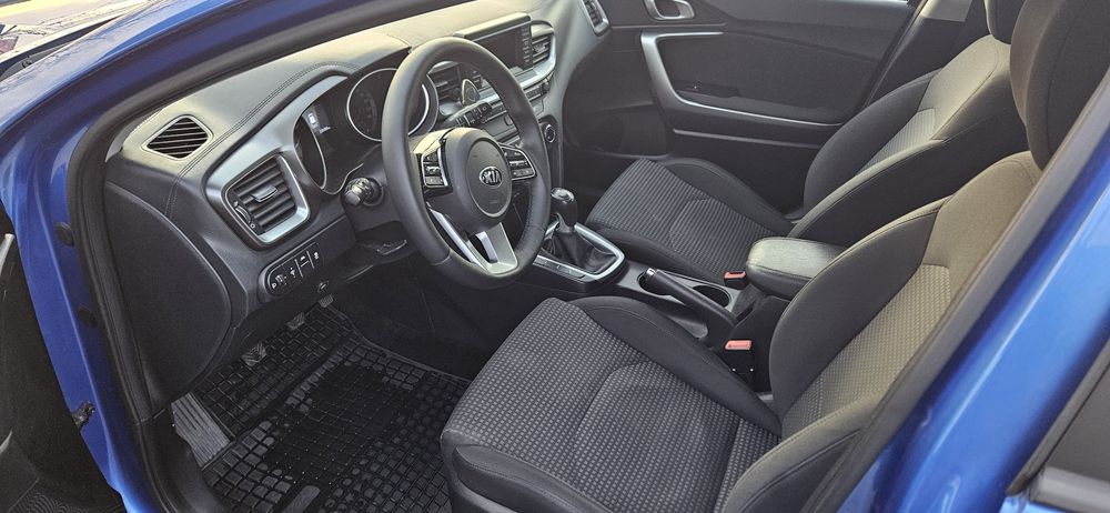 Kia Ceed 2019 r 1.4 benz+gaz 100km