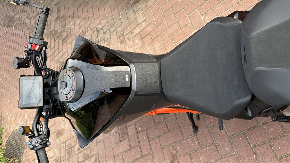 KTM 1290 Super Duke R