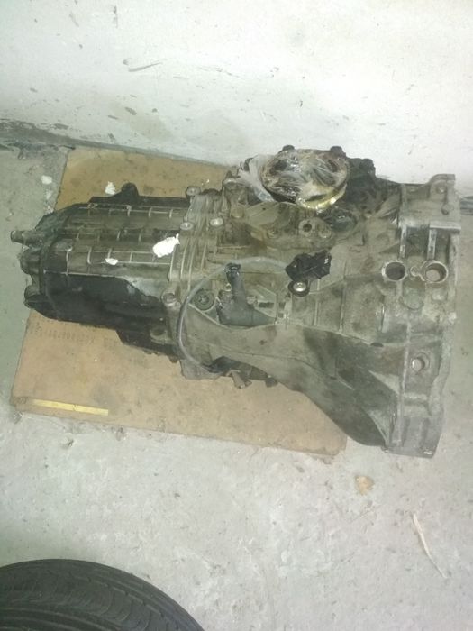 Для АУДІ А4 - коробка передас