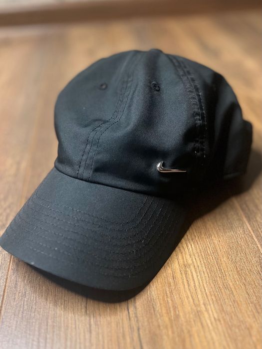 Кепка Nike Metal Swoosh Onesize ідеал
