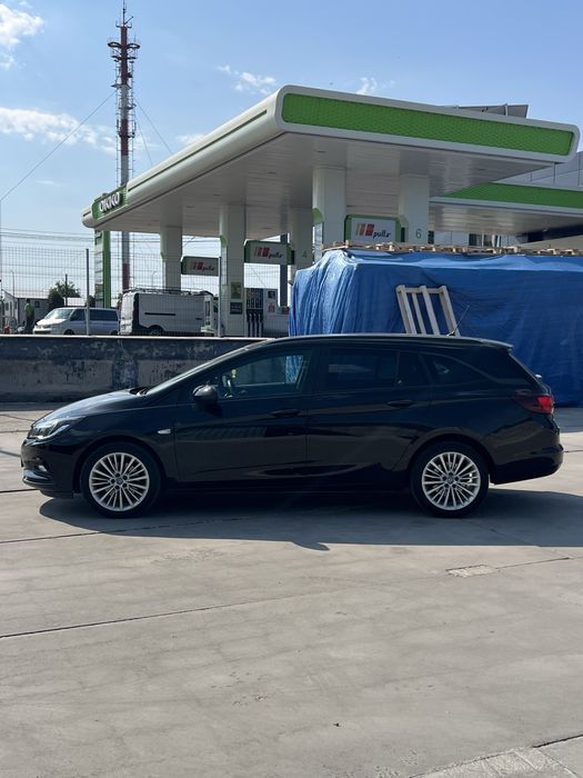 Opel Astra 2018 VIN W0VBD8EG8K8003045 фото оголошення 8 з 24