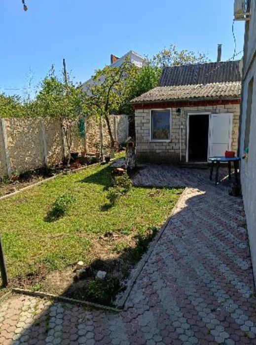 Продаж 2 поверхового будинку .Всі зручності.Меблі.Техніка.Сучасний ремонт.