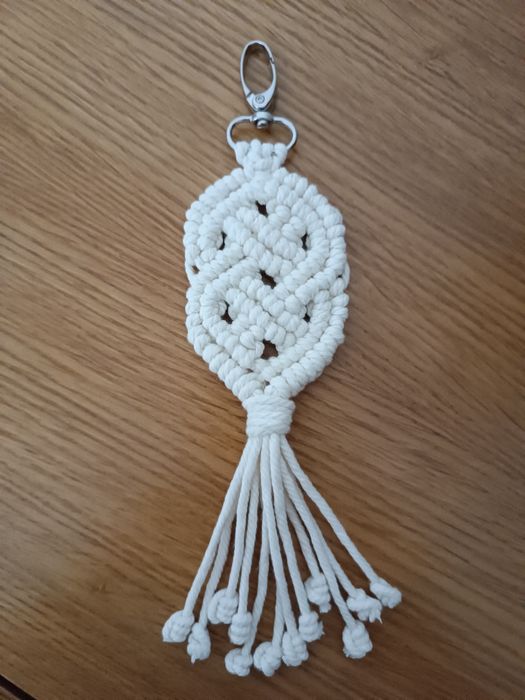 Porta chaves em macramé