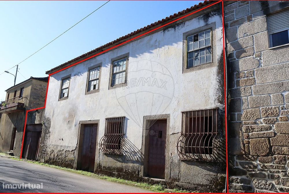 Moradia T4 para venda