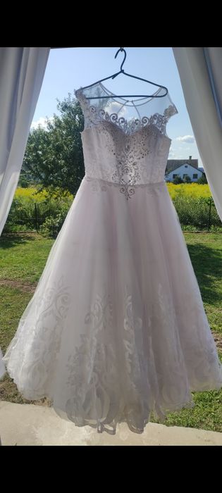 Suknia ślubna 38/40/42