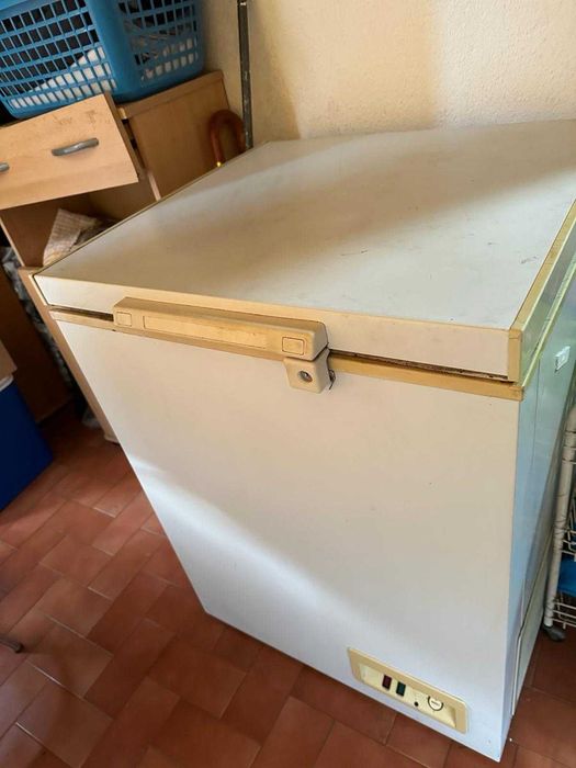 Para despachar sofá arca mesa cadeiras