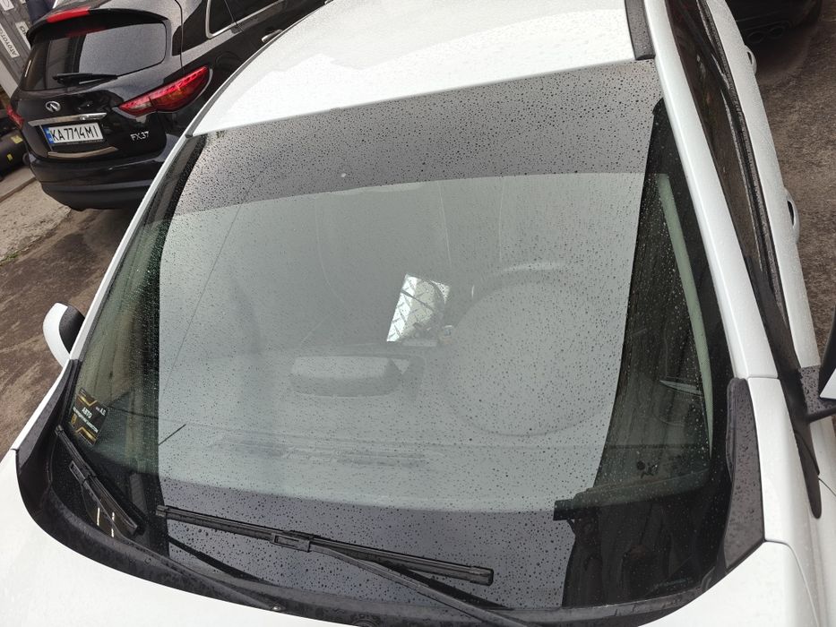 Стекло лобовое Оригинал Renault 727122133R год 2013