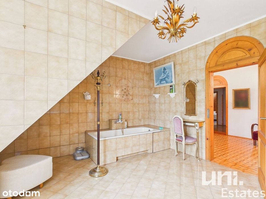 Rezydencja z charakterem | 548 m² | 0,5114 ha