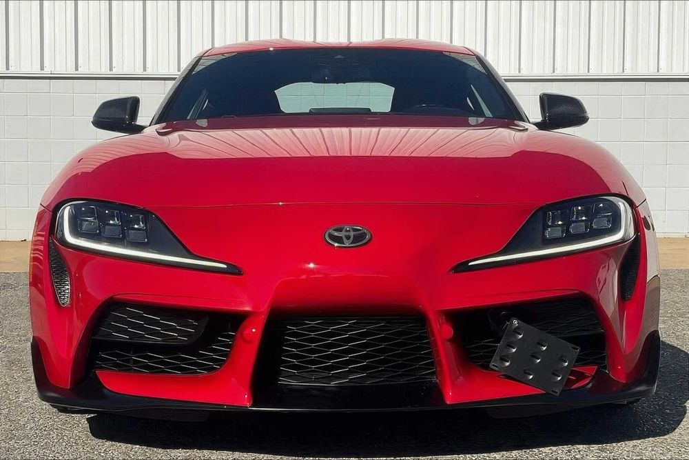 Toyota Supra      2022