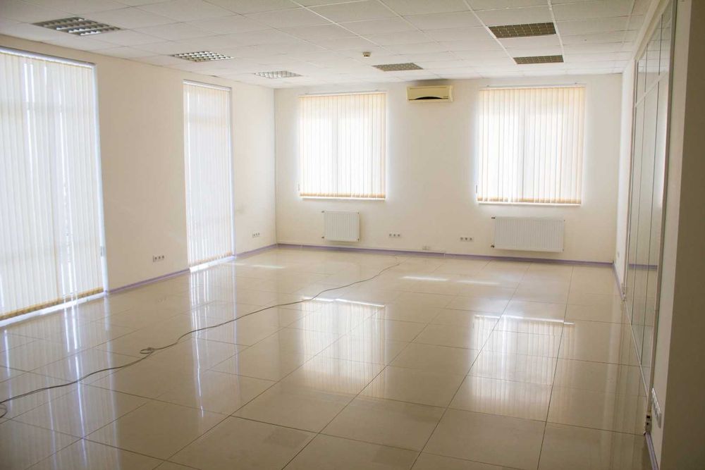 Commercial real estate at st. Lazurnaya Gaydara bul (area 684 m²) - Atlanta.ua - photo 3