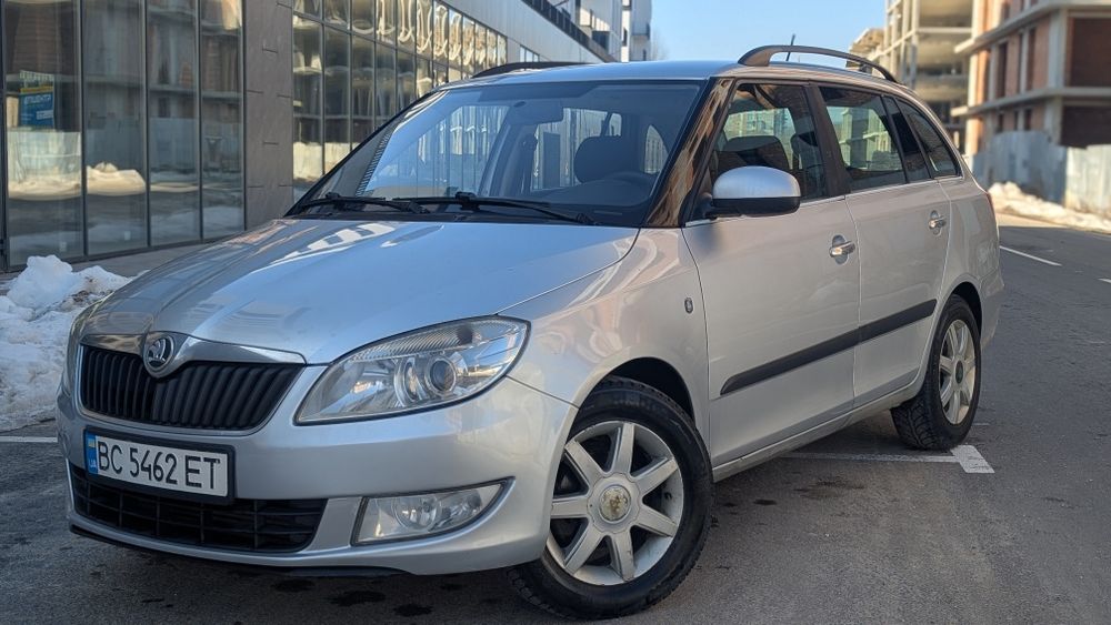Skoda Fabia 1.6 Дизель  2011 Універсал