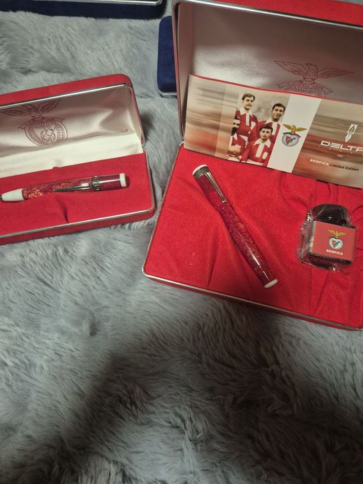 Magnífico conjunto de canetas