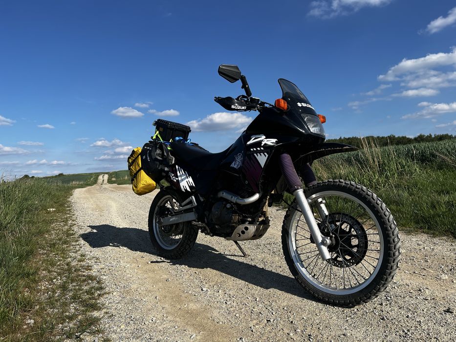 Suzuki Dr650 RSE custom rally,  masa dodatkow.