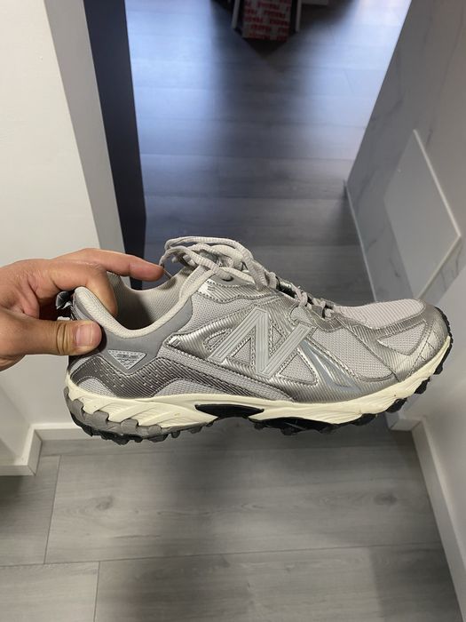 New Balance 610 Siver