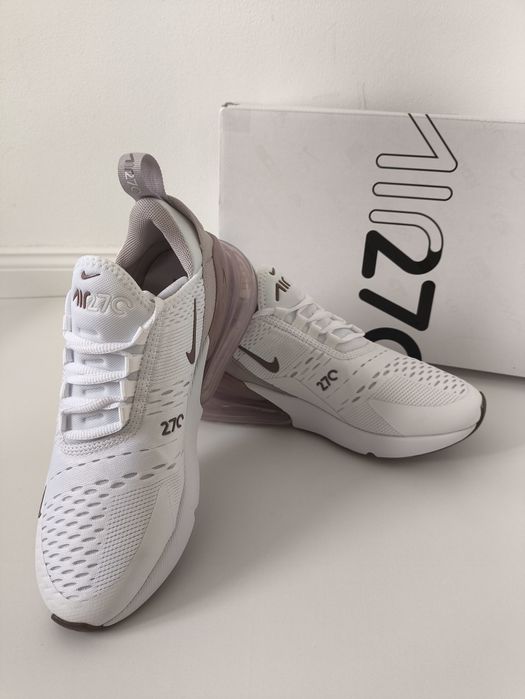 Stylowe buty sneakersy damskie Nike Air Max 270 rozmiar 37.5
