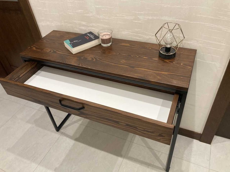 Konsola, loft, industial