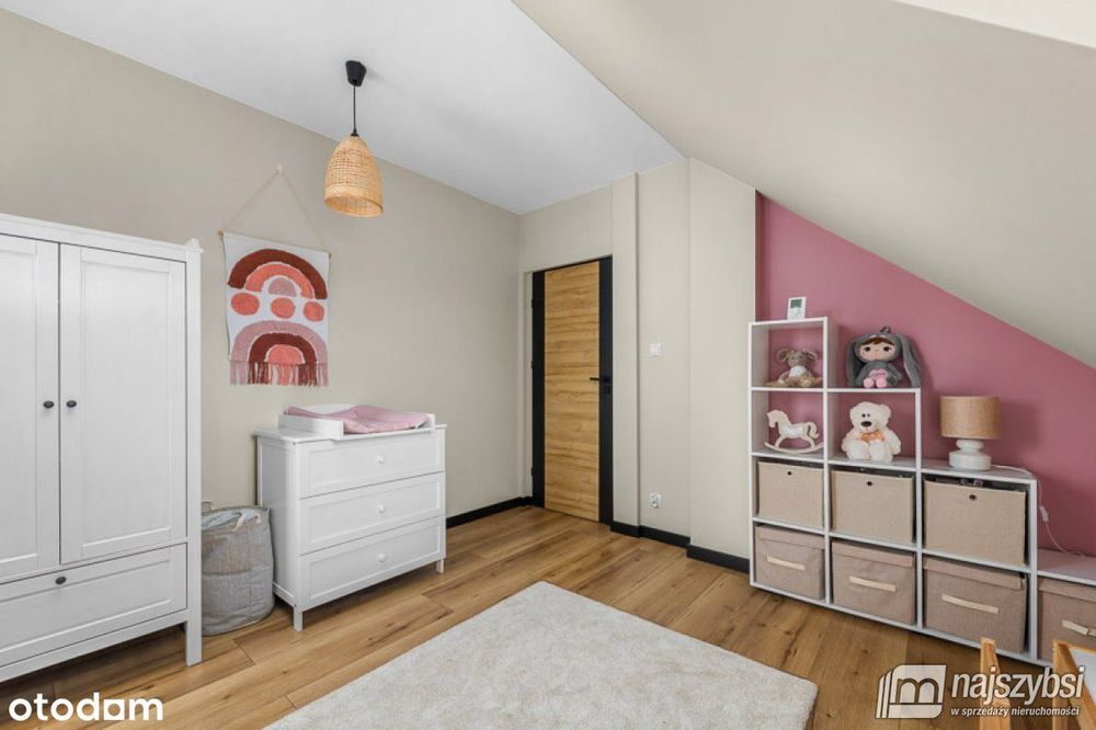 Krępsko- nowoczesny dom 108m2 z garażem, 800m2 dz.