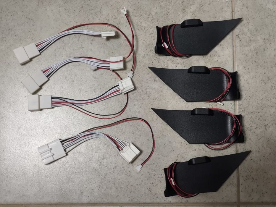 Підсвітка ручок дверей  Toyota Camry (XV70)