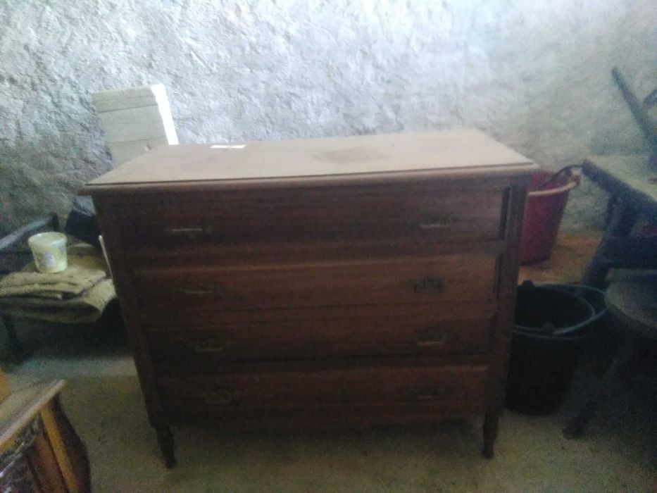 Cómoda Antiga em Madeira com 4 Gavetas (Estilo Rústico / Vintage)