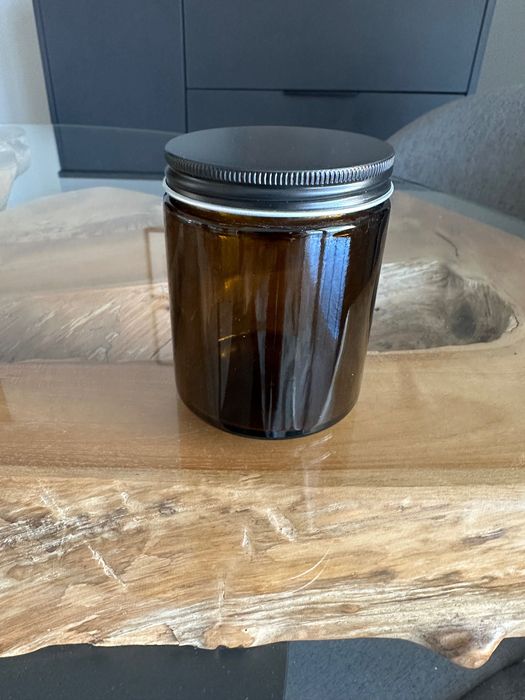 Sprzedam słoiki z ciemnego szkła