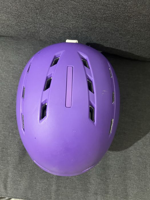 Шолом для зимових видів спорту