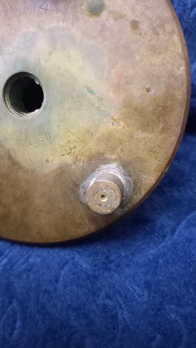 Invólucro de munição de artilharia