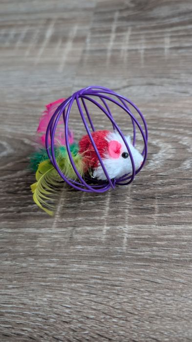 Іграшка для кота