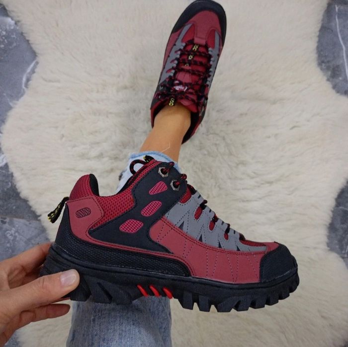 Buty trekkingowe damskie