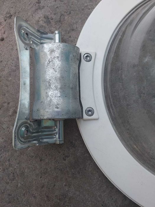 Люк стиральной машины  BOSCH