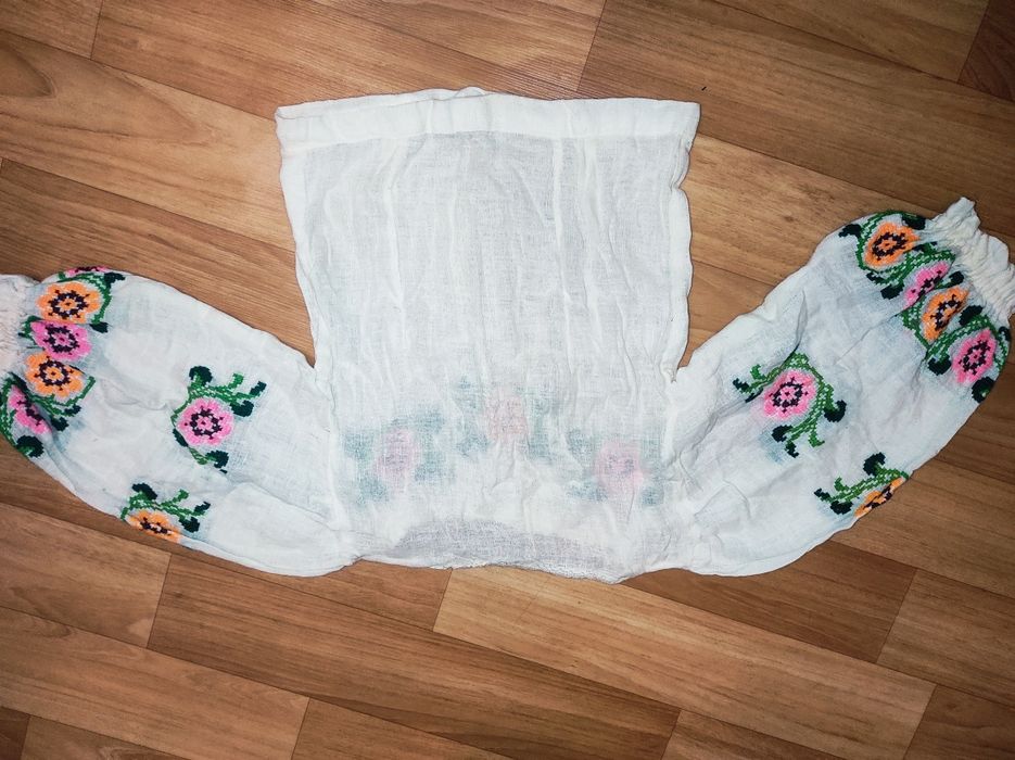 Продажа 250грн.На прокат 50грн.Вышиванка вишиванка ручнаяработа Фартух