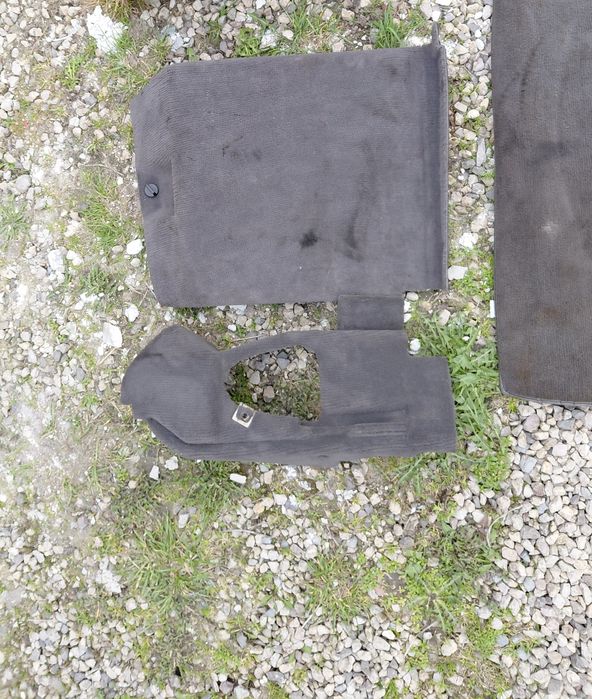 Wykładzina bagażnika dywan boczki BMW e34 m5 s38b36 s38b38