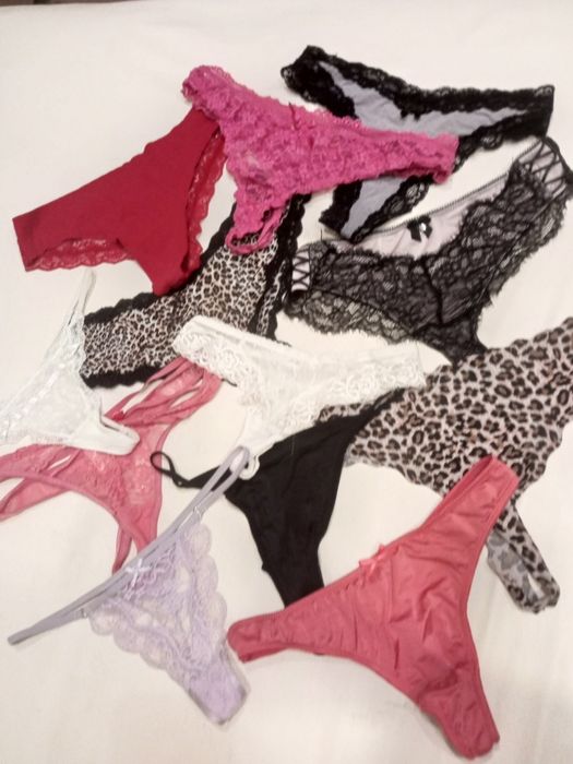 Білизна жіноча,купальники