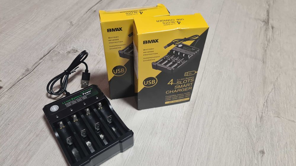 Блок для заряду батарей (max 18650)