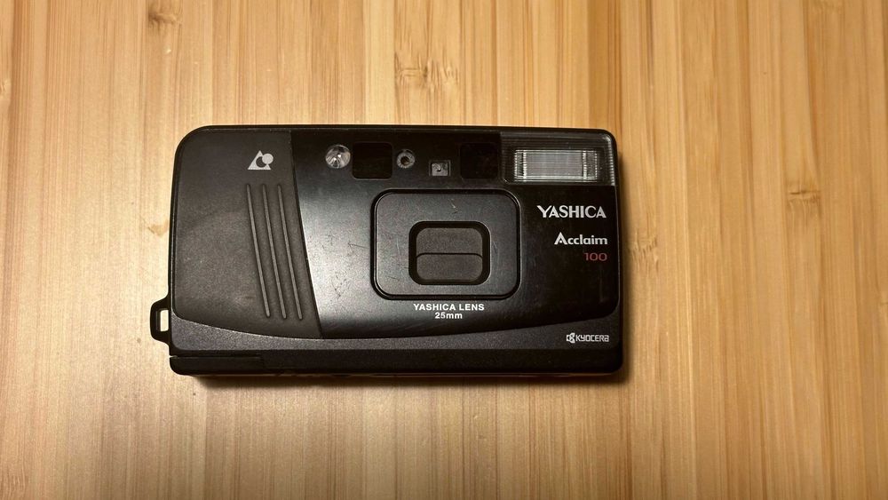 Aparat analogowy APS Yashica Acclaim 100