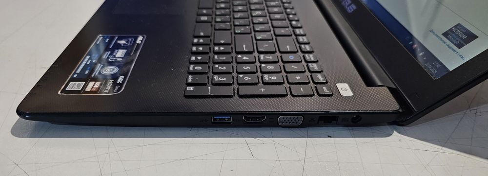 Ноутбук  ASUS 502C